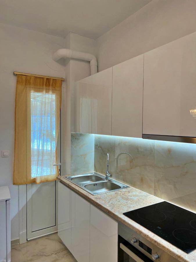 Apollonion Luxury Apartment Near The Metro Station Атина Екстериор снимка